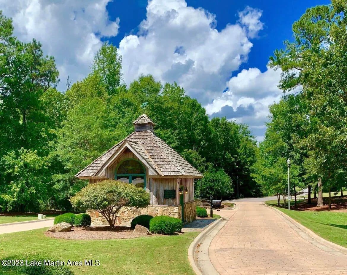 4.28 Acres of Land for Sale in Alexander City, Alabama - Alexander City, Alabama, 35010