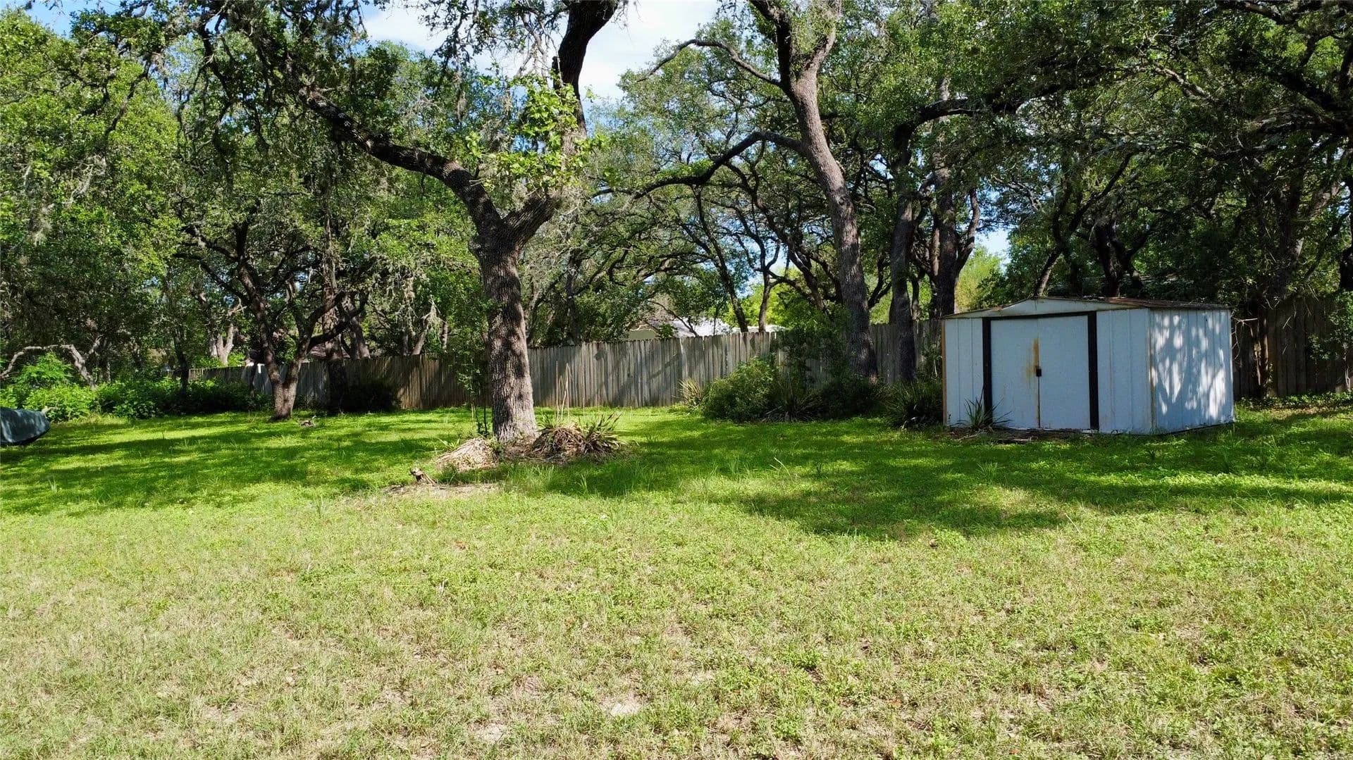 0.61 Acres of Land for Sale in Manchaca, Texas - Manchaca, Texas, 78652