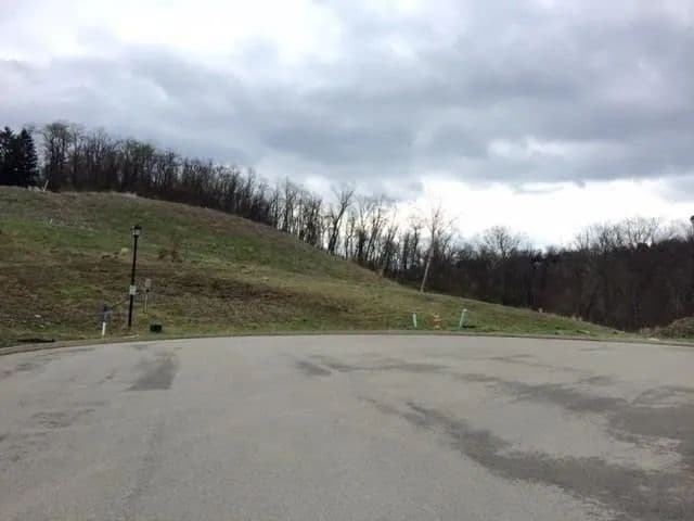 0.85 Acres of Land for Sale in Green Tree, Pennsylvania - land for sale