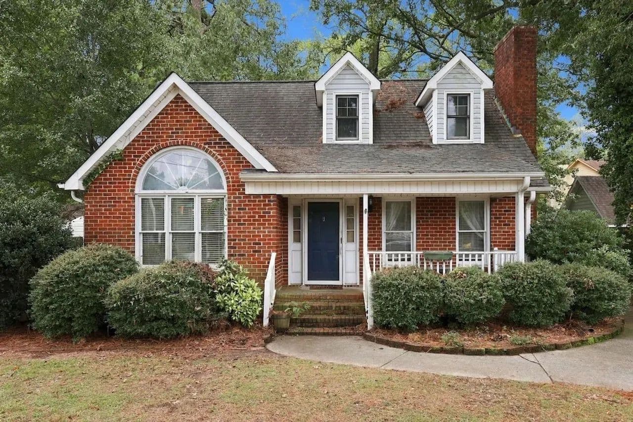 Charming Brick Home on 0.25 acre lot For Sale in Pitt County, NC! - Greenville, North Carolina, 27858