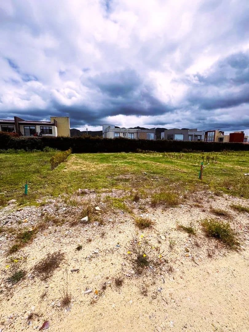 VENTA - LOTE EN COTA – CONJUNTO QUINTAS DEL RÍO - land for sale