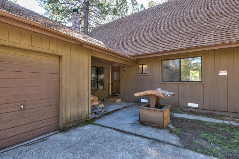 Old Loggers Lane Retreat