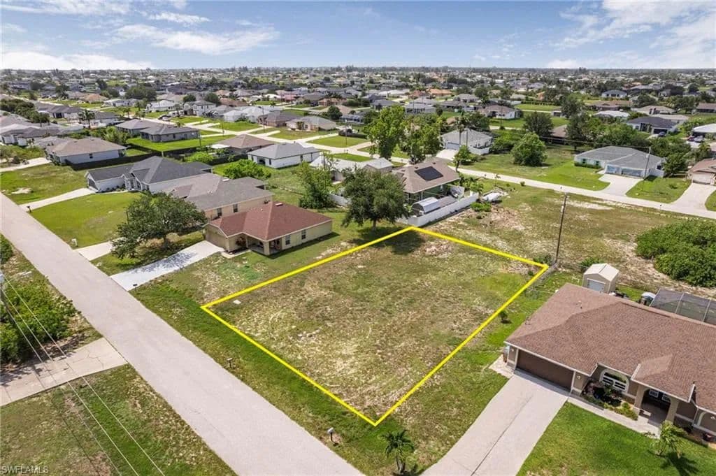 Property from 2021 NW 4th ST - KW - Cape Coral, Florida, 33993