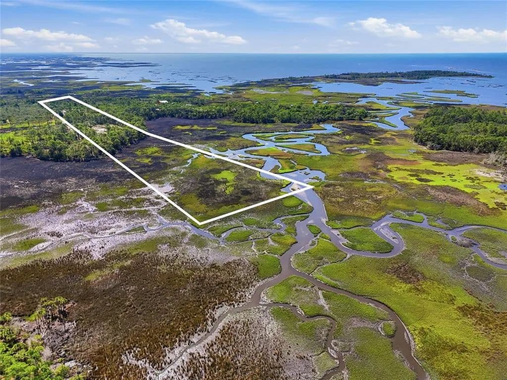 Vacant Land (10+ Acres) in Cedar Key - Cedar Key, Florida, 32625