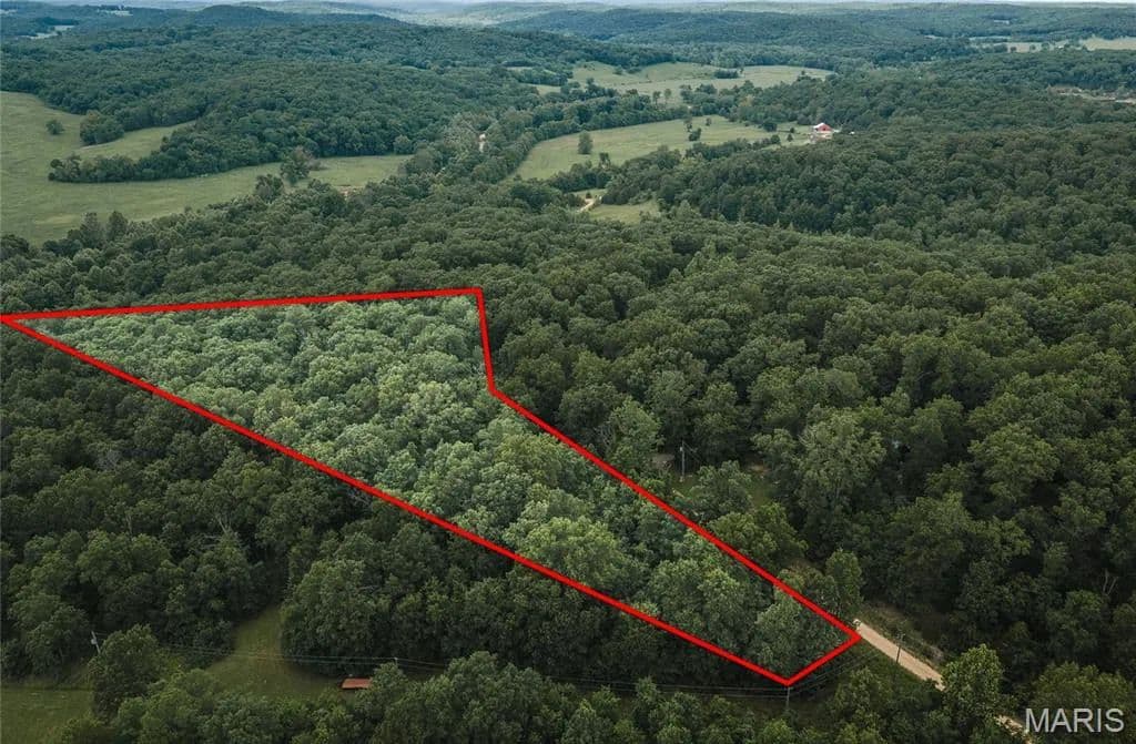 Property from 275 Oak Ridge Road - KW - Bourbon, Missouri, 65441