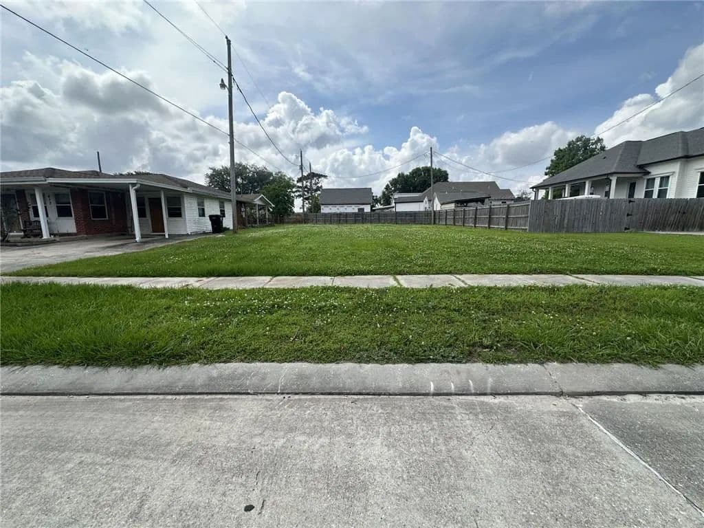 0.15 Acres of Land for Sale in Arabi, Louisiana - Arabi, Louisiana, 70032