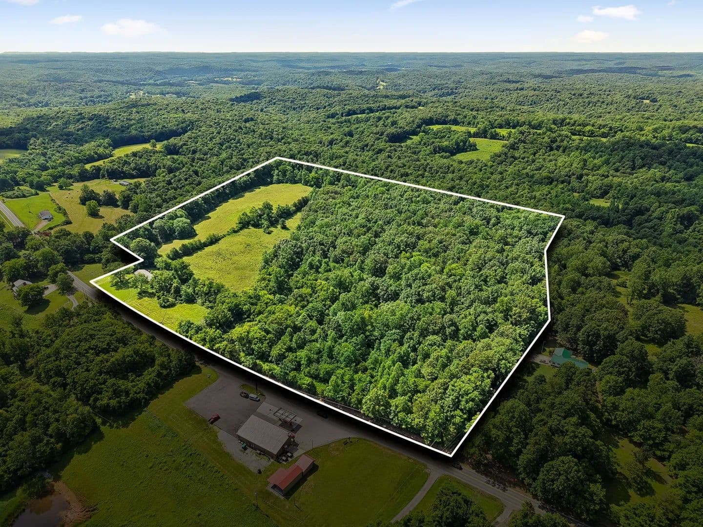 44 Acres of Land for Sale in Charlotte, TN - Charlotte, Tennessee, 37036
