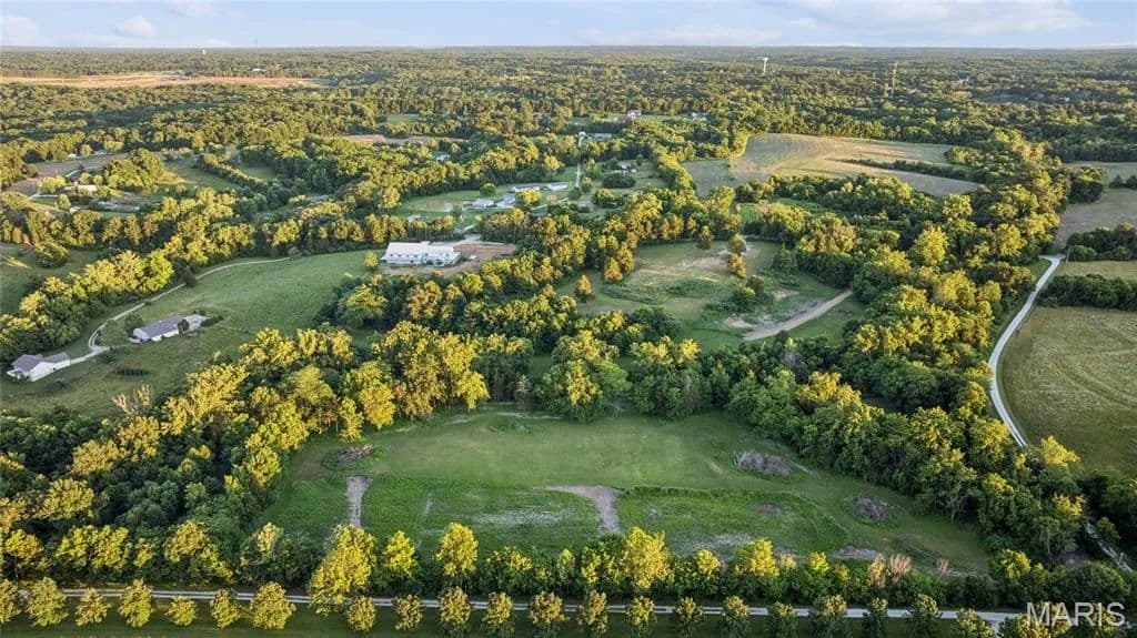 15 Acres of Land for Sale in Warrenton, MO - Warrenton, Missouri, 63383