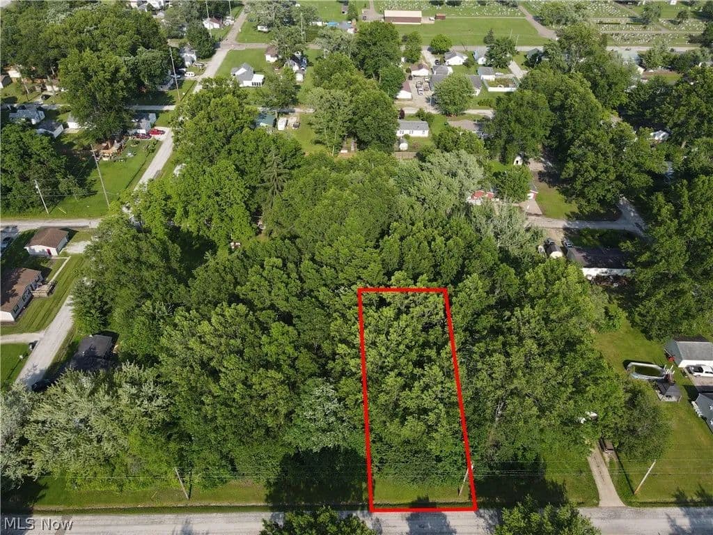 0.14 Acres of Land for Sale in Alliance, Ohio - land for sale