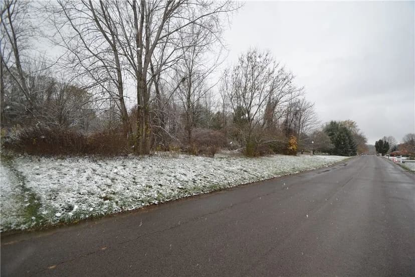 Lots & Land-Other in Macedon