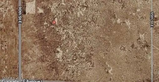 10.2 Acres of Land for Sale in Lancaster, California - Lancaster, California, 93535