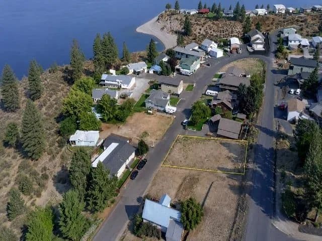 Property from 3312 Roosevelt Dr - KW - Seven Bays, Washington, 99122
