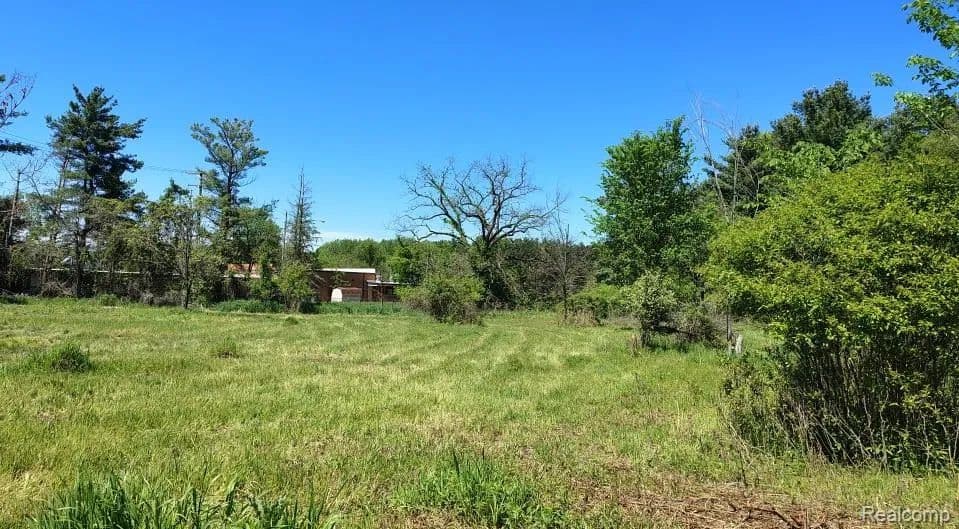 0.68 Acres of Land for Sale in Lapeer County, Michigan - Michigan, 48464