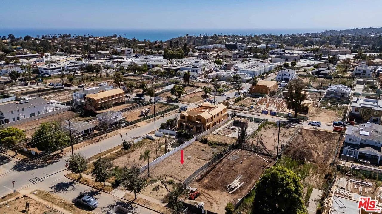 0.15 Acres of Land for Sale in Pacific Palisades, California - Pacific Palisades, California, 90272