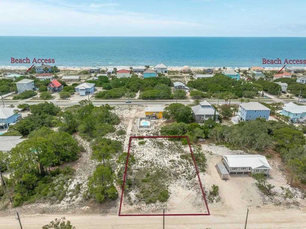 Property from 1040 W Pine Ave - KW - , Florida, 32328
