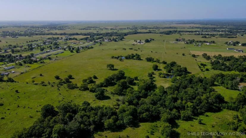 E 186th Street North