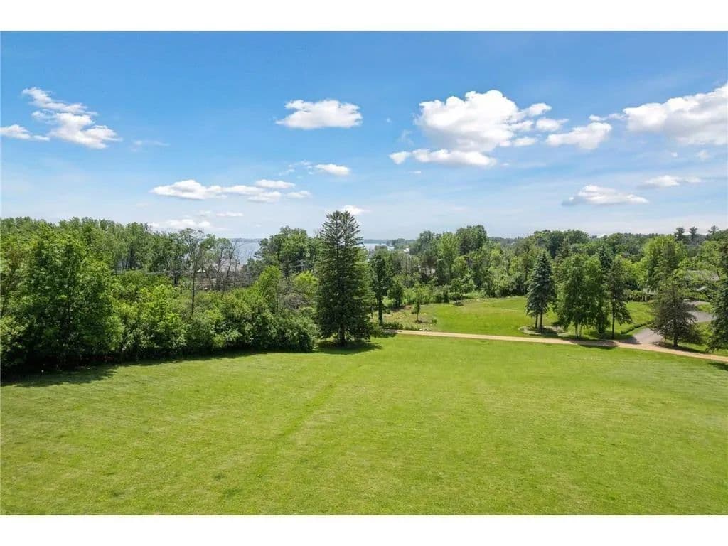 Vacant Land in Wayzata - Wayzata, Minnesota, 55391