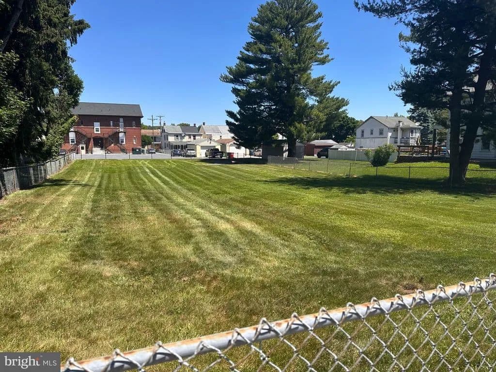 0.29 Acres of Land for Sale in Lebanon, Pennsylvania - Lebanon, Pennsylvania, 17042