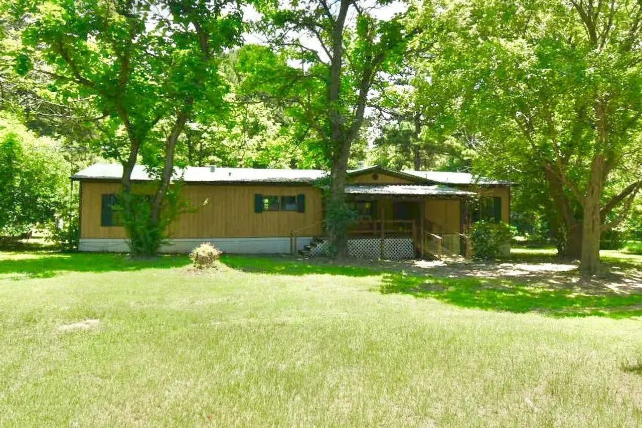 Douglasville 14 - Douglassville, Texas, 75560