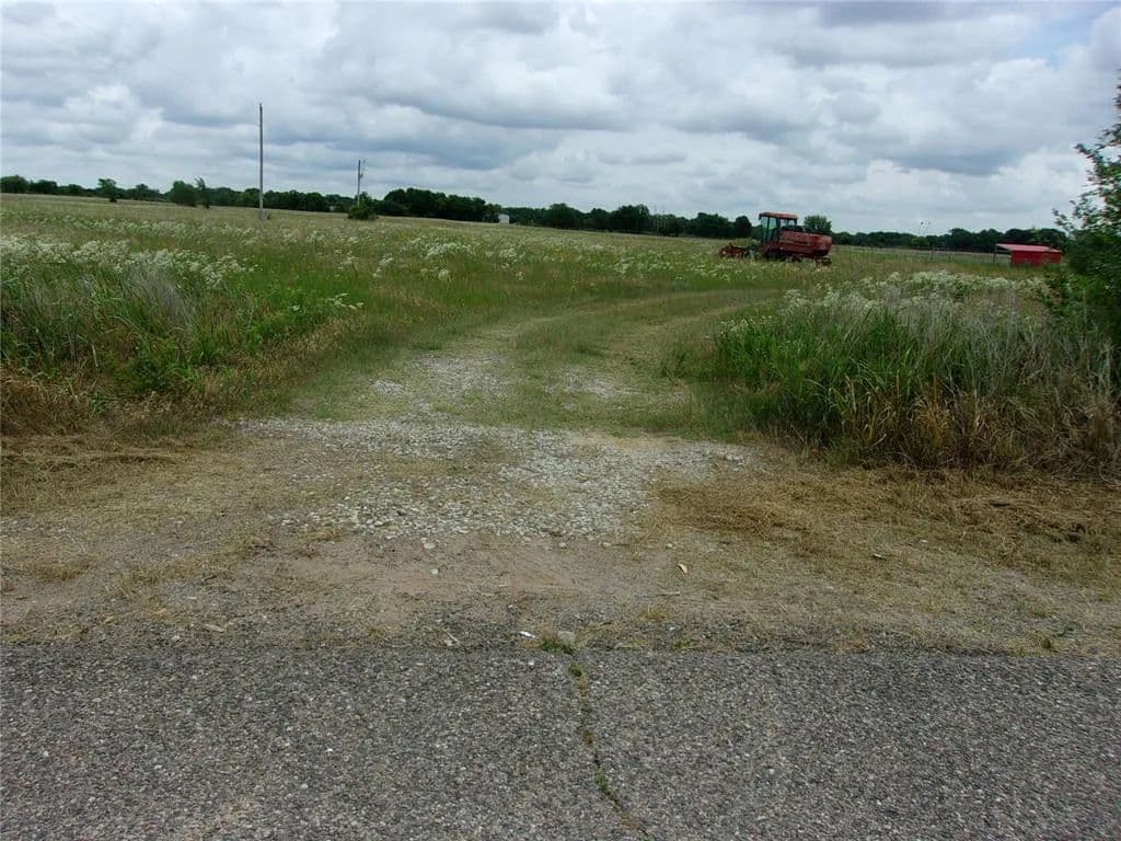 5 Acres of Land for Sale in Prague, Oklahoma - Prague, Oklahoma, 74864