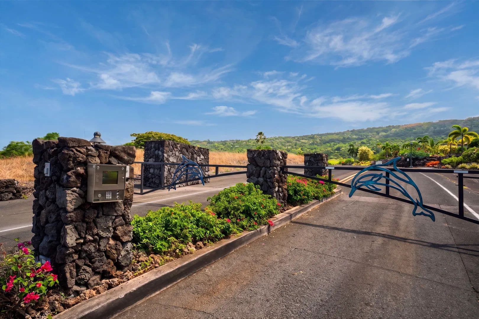 1.18 Acres of Land for Sale in Captain Cook, Hawaii - land for sale