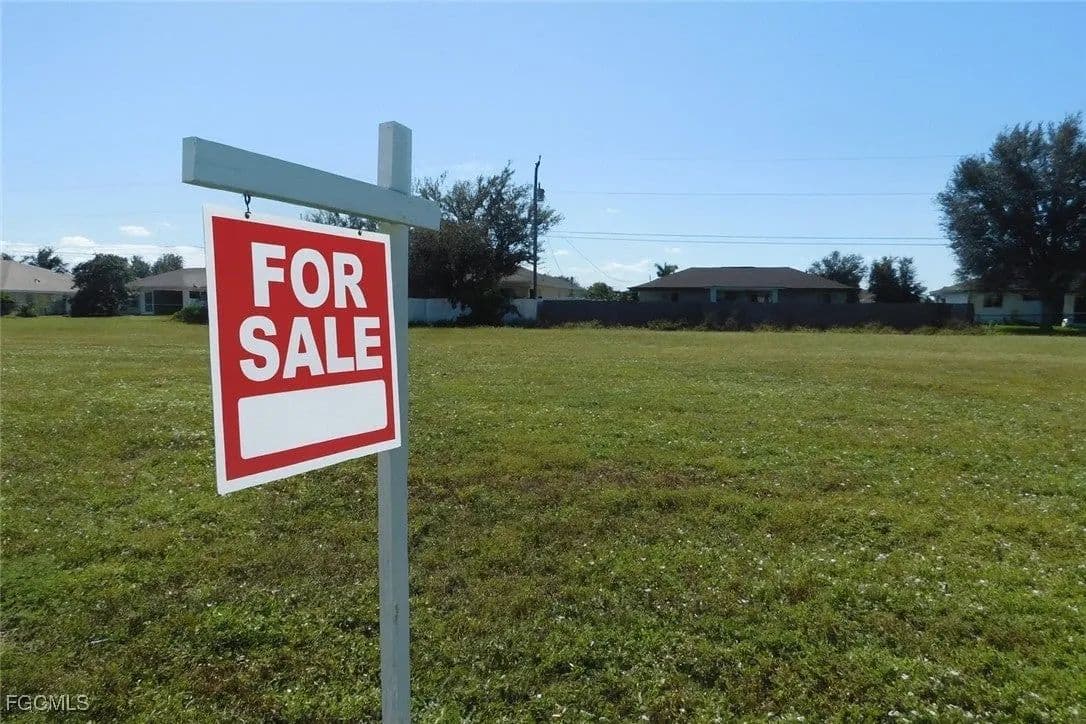 Lots & Land-Other in Cape Coral - Cape Coral, Florida, 33909