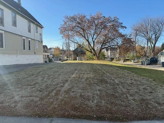 0.08 Acres of Land for Sale in Milwaukee, Wisconsin - Milwaukee, Wisconsin, 53208