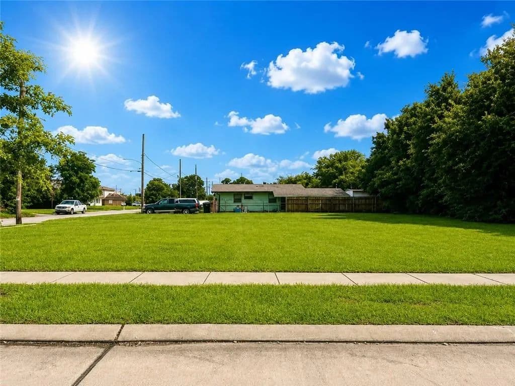 Property from 5018 PRENTISS Avenue - KW - New Orleans, Louisiana, 70126