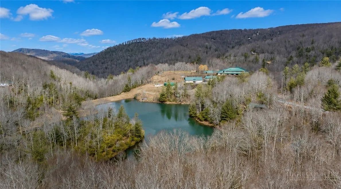 Property from 107 Chicory Lane - KW - Beech Mountain, North Carolina, 28604
