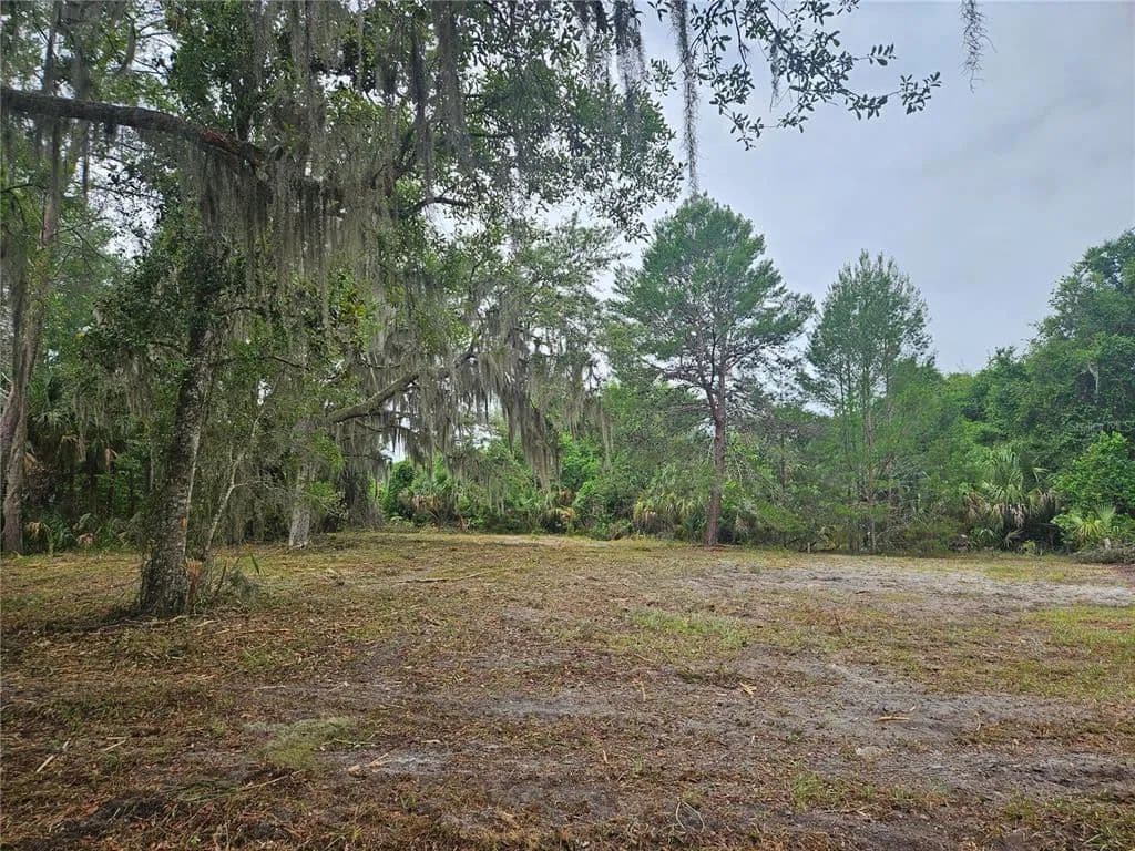 Vacant Land in Geneva - land for sale
