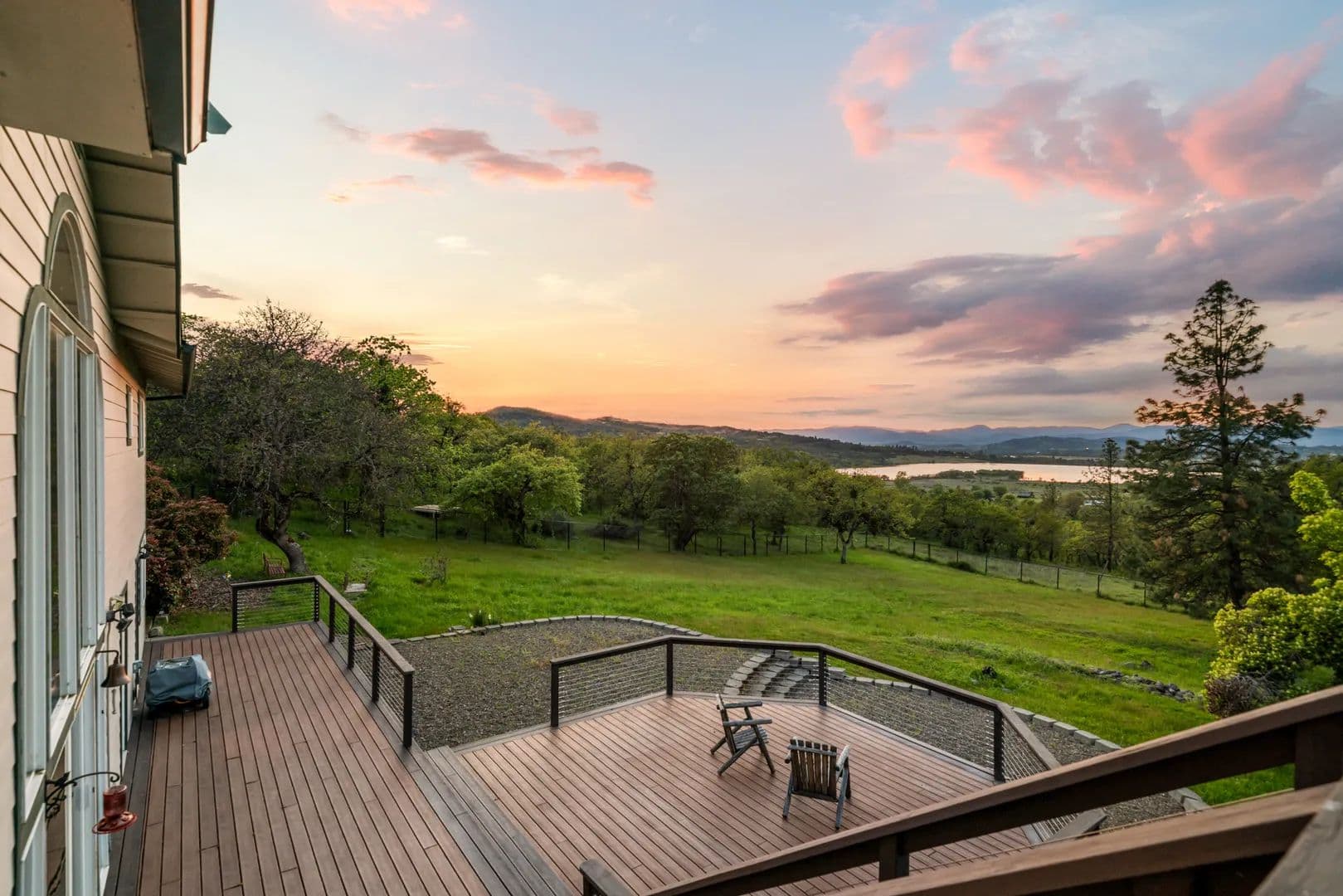 3850 East Antelope Road - Eagle Point, Oregon, 97524