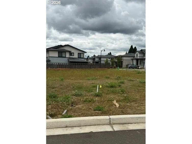 Property from 16348 SE MULTNOMAH FALLS DR #820 - KW - Happy Valley, Oregon, 97086