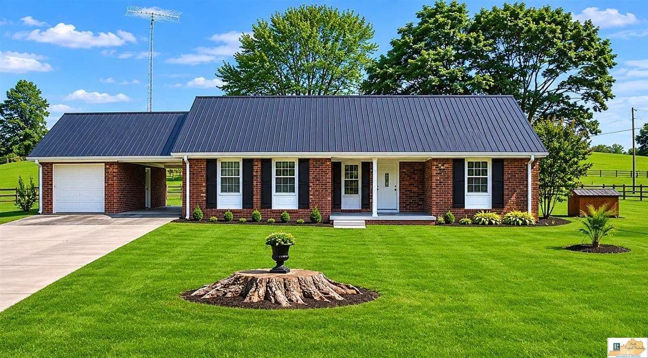 0.7 Acres of Land for Sale in Glasgow, Kentucky - Glasgow, Kentucky, 42141