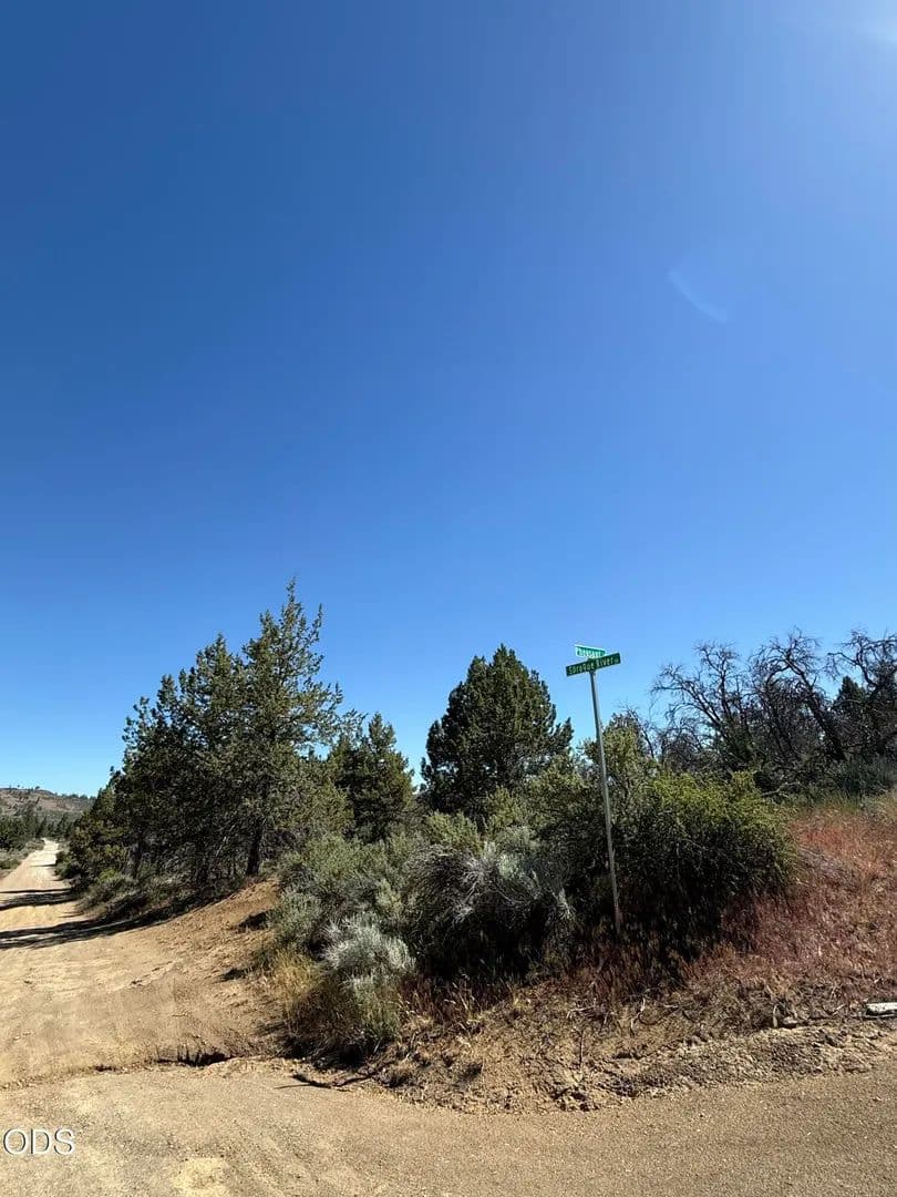Property from 0 0300 Sprague River Drive #3510-027A0-00300 - KW - Sprague River, Oregon, 97639
