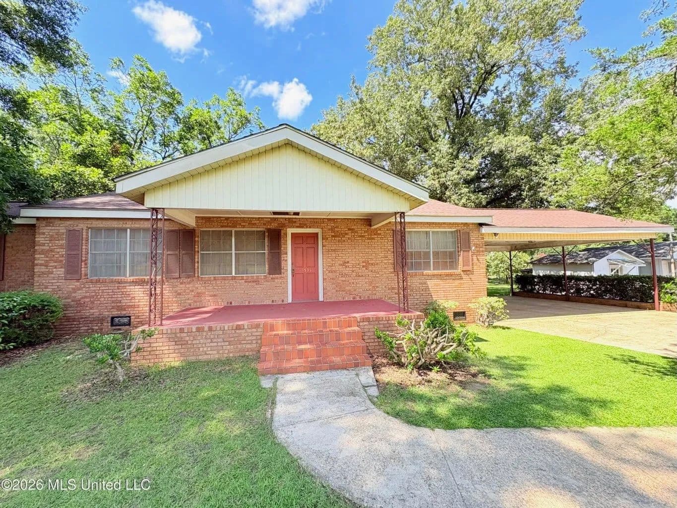 Centreville MS 3-Bed Brick Home for Sale - Centreville, Mississippi, 39631