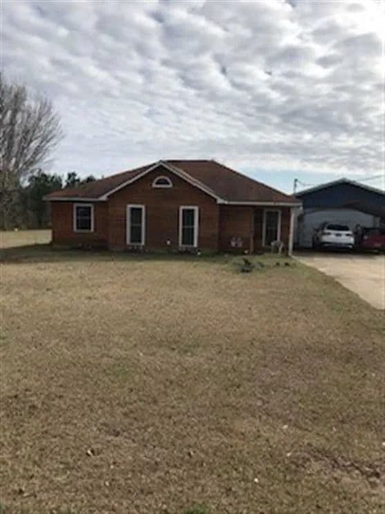 3BR 2Bath home-57 Deerfield Drive, Eufaula; $139,500