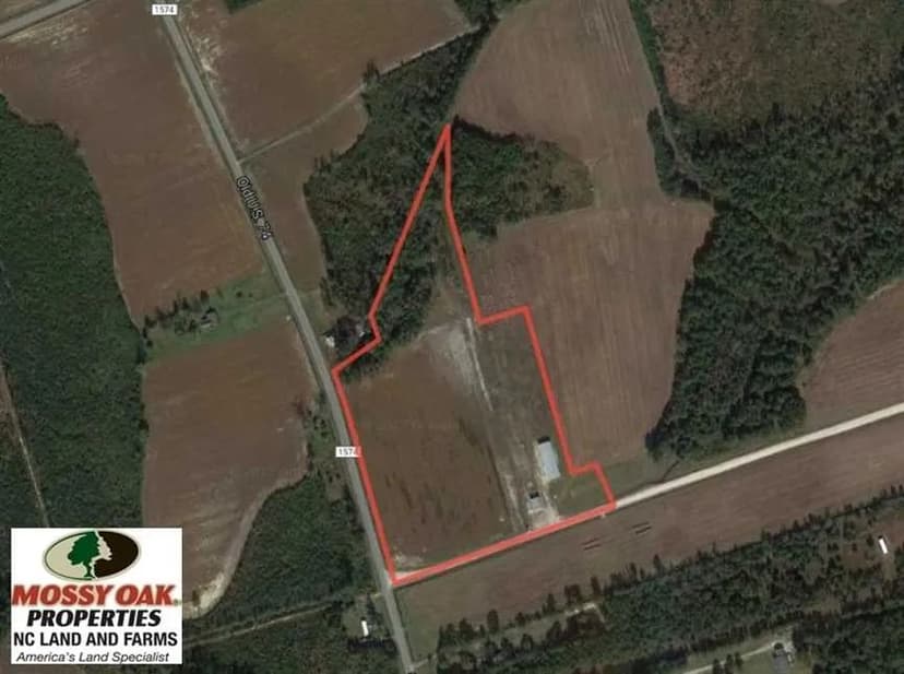 UNDER CONTRACT!! 14.76 Acres of Farm Land With Shop Buildings For Sale in Columbus County NC!