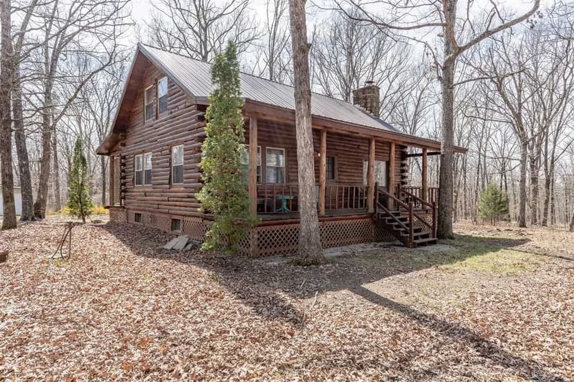 Log Cabin on 8 Acres For Sale in Butler County, Poplar Bluff, Missouri