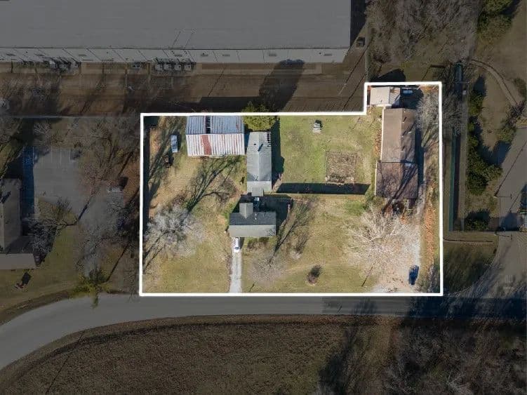 Property from 111 Bear Hollow - KW - Pineville, Missouri, 64856