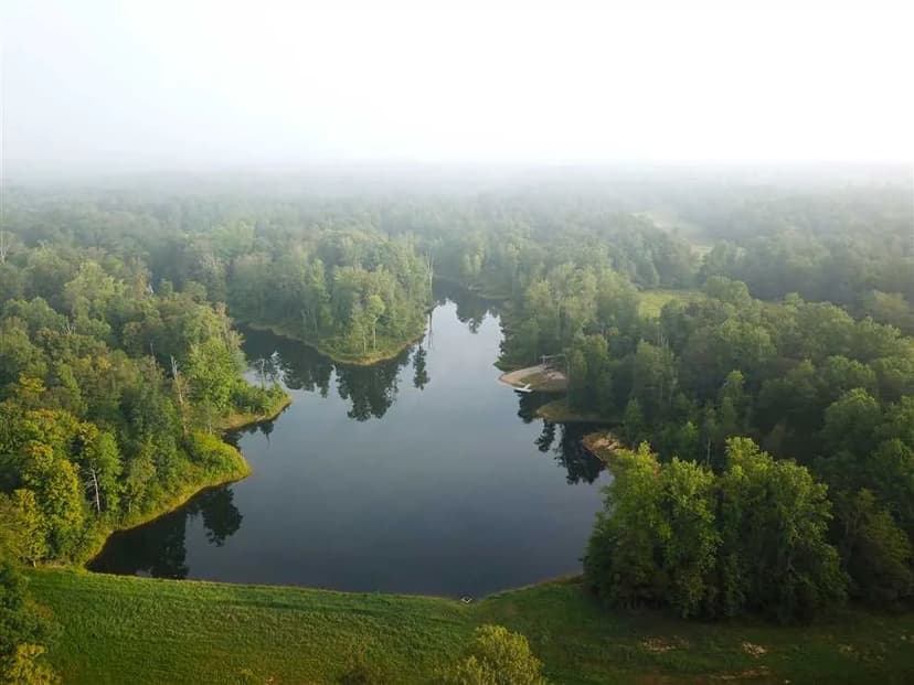 210 Acres - 8 Acre Lake, 2 Ponds- Brown County, IN - Land For Sale