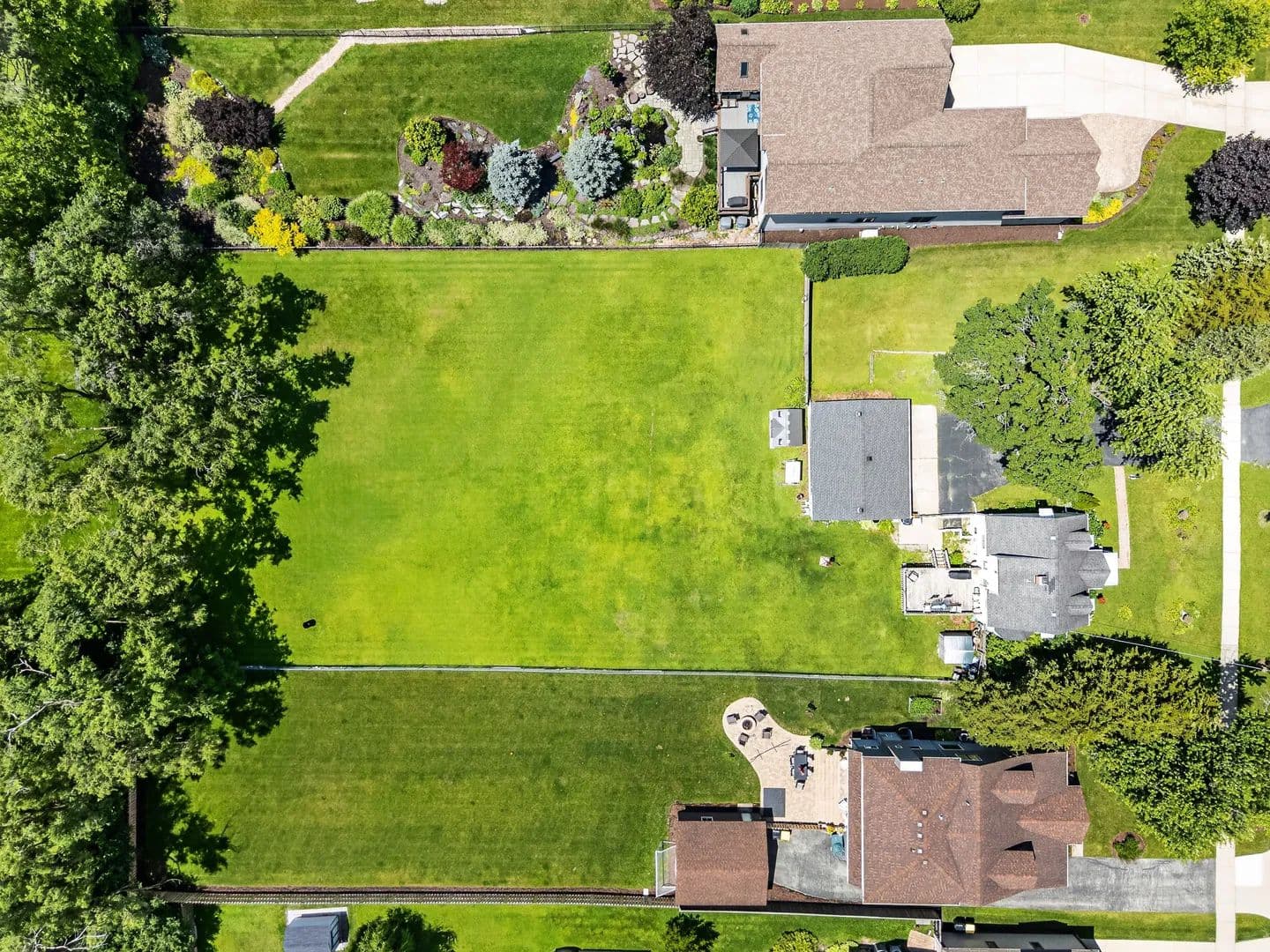 0.82 Acres of Land for Sale in Downers Grove, IL - Downers Grove, Illinois, 60516