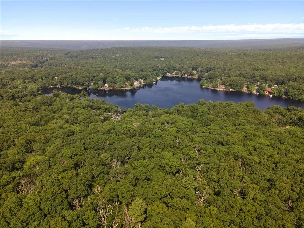 8.4 Acres of Land for Sale in Exeter, Rhode Island - Exeter, Rhode Island, 02822