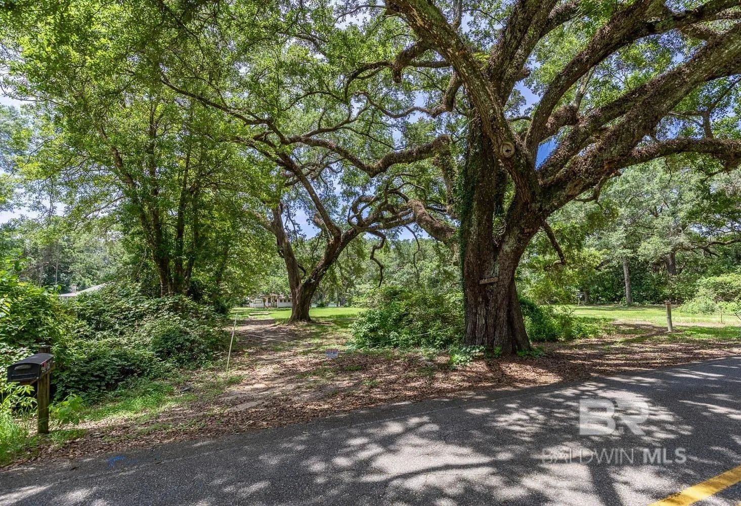 2.4 Acres of Land for Sale in Magnolia Springs, AL - Magnolia Springs, Alabama, 36555