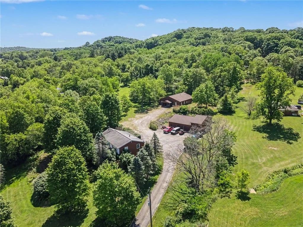 17.8 Acres of Land for Sale in Washington Twp, PA - Pennsylvania, 15668