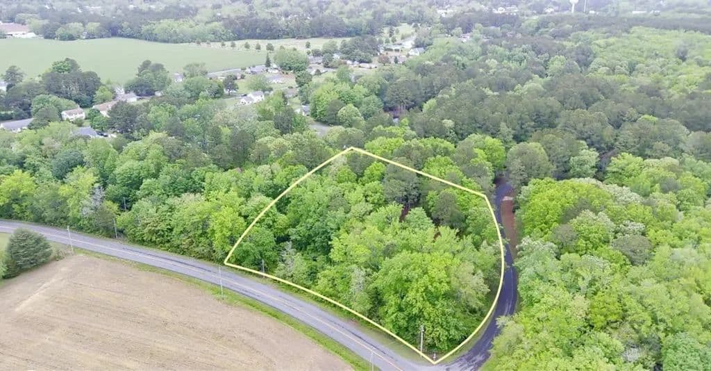Land -Single Family Acreage in Onancock - Onancock, Virginia, 23417