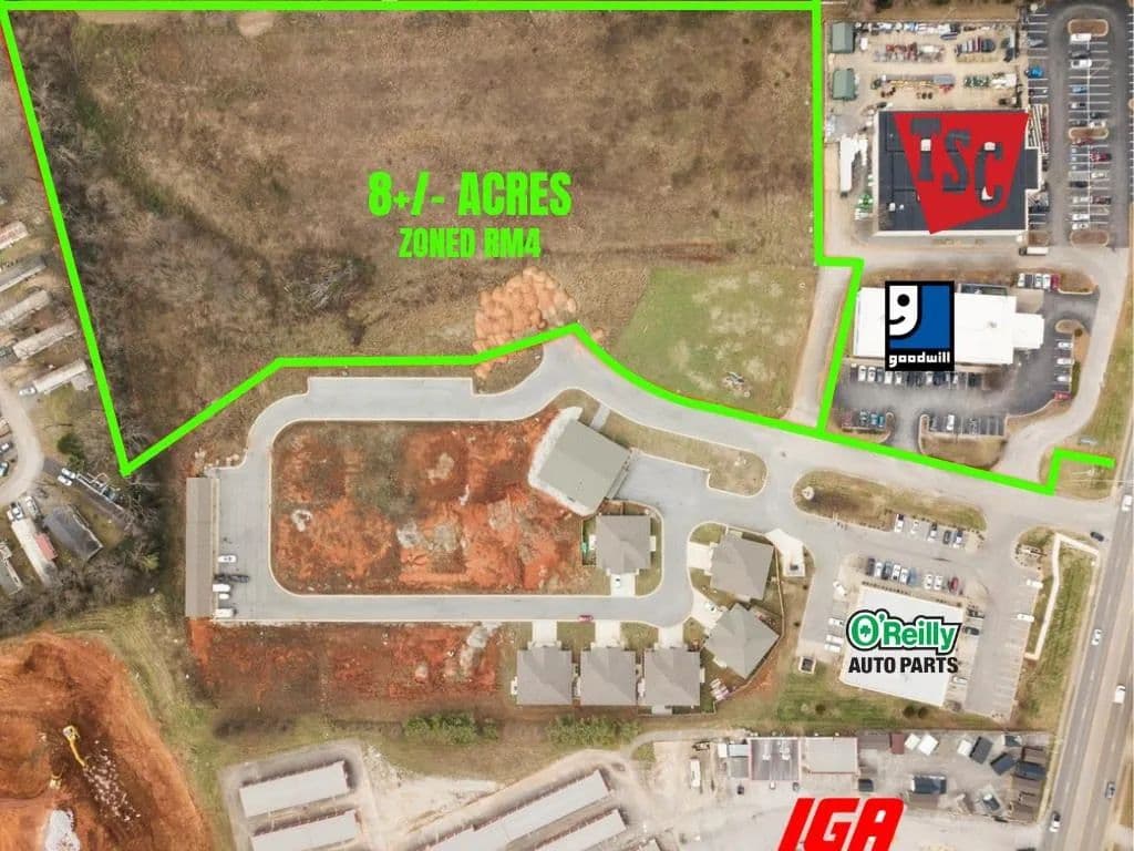 8 Acres of Land for Sale in Bowling Green, KY - Bowling Green, Kentucky, 42104