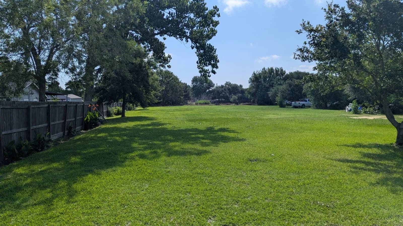 0.86 Acres of Land for Sale in Houston, Texas - Houston, Texas, 77045