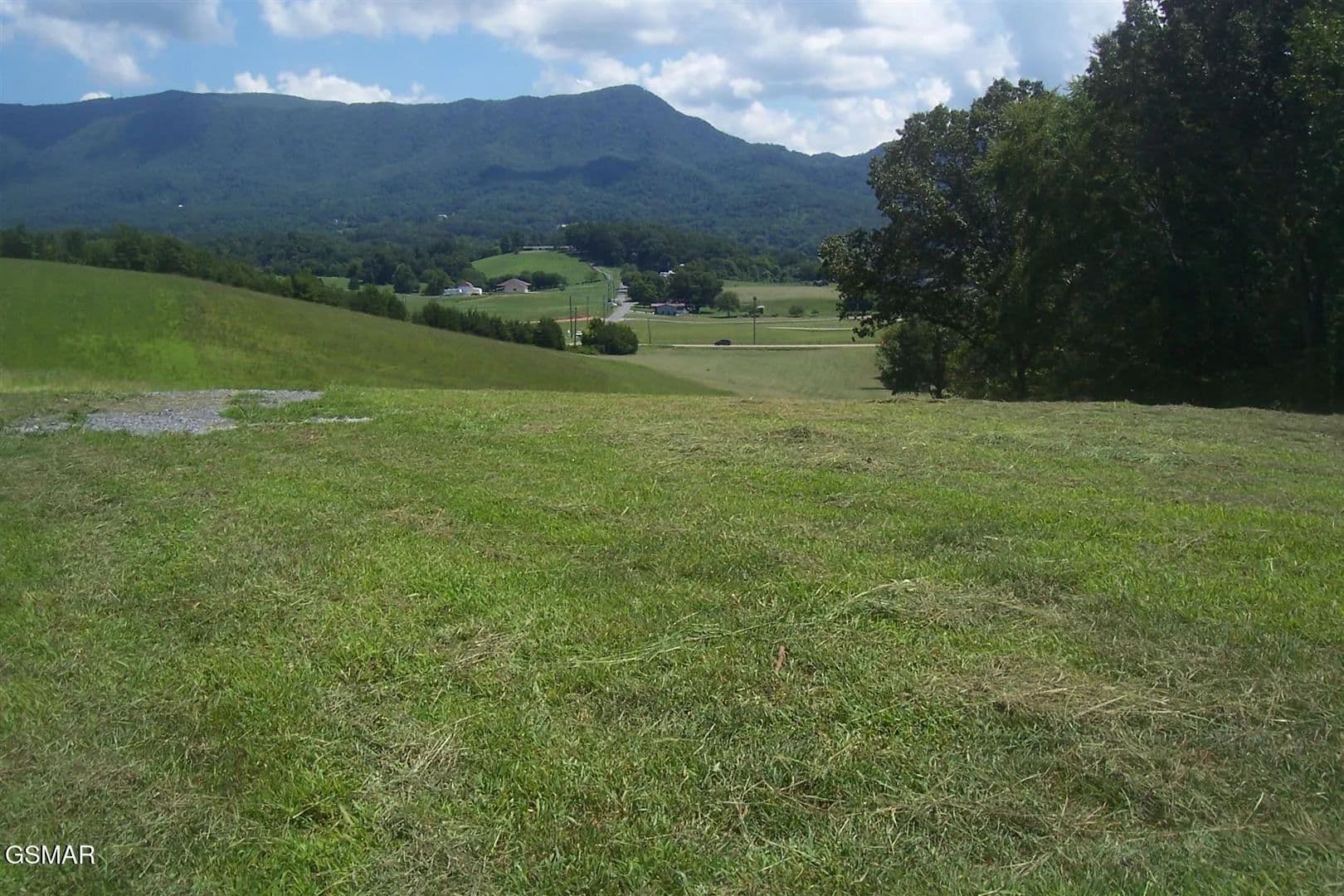 15.03 Acres of Land for Sale in Sevierville, Tennessee - Sevierville, Tennessee, 37876