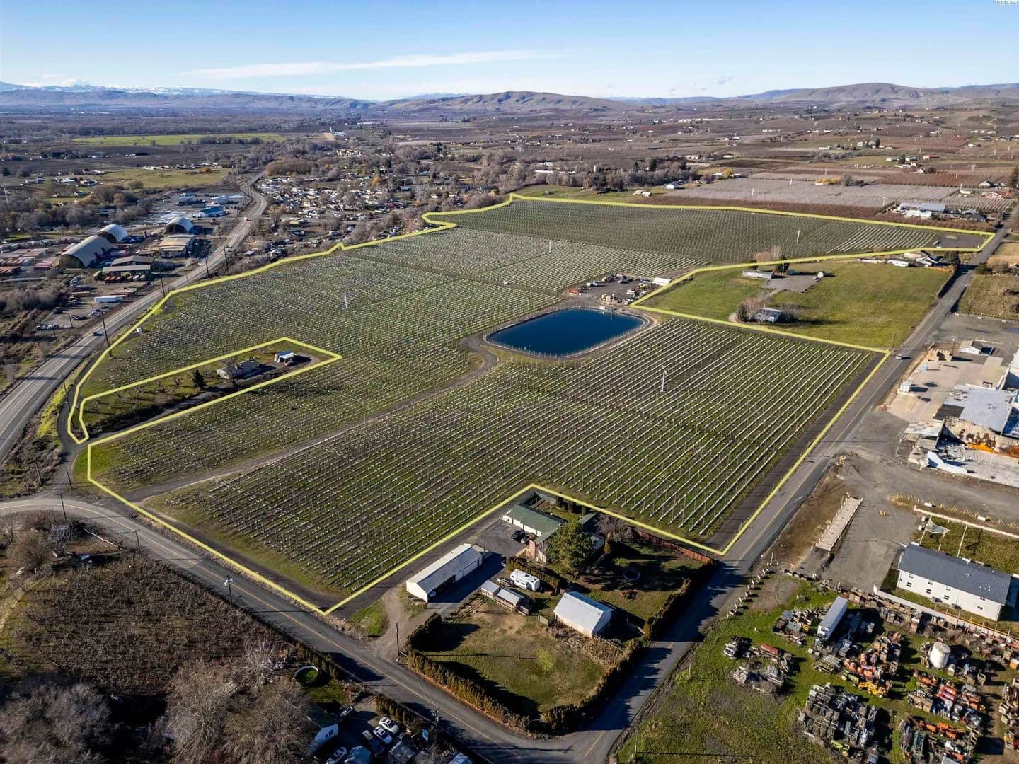 Lots & Land-Other in Zillah - Zillah, Washington, 98953