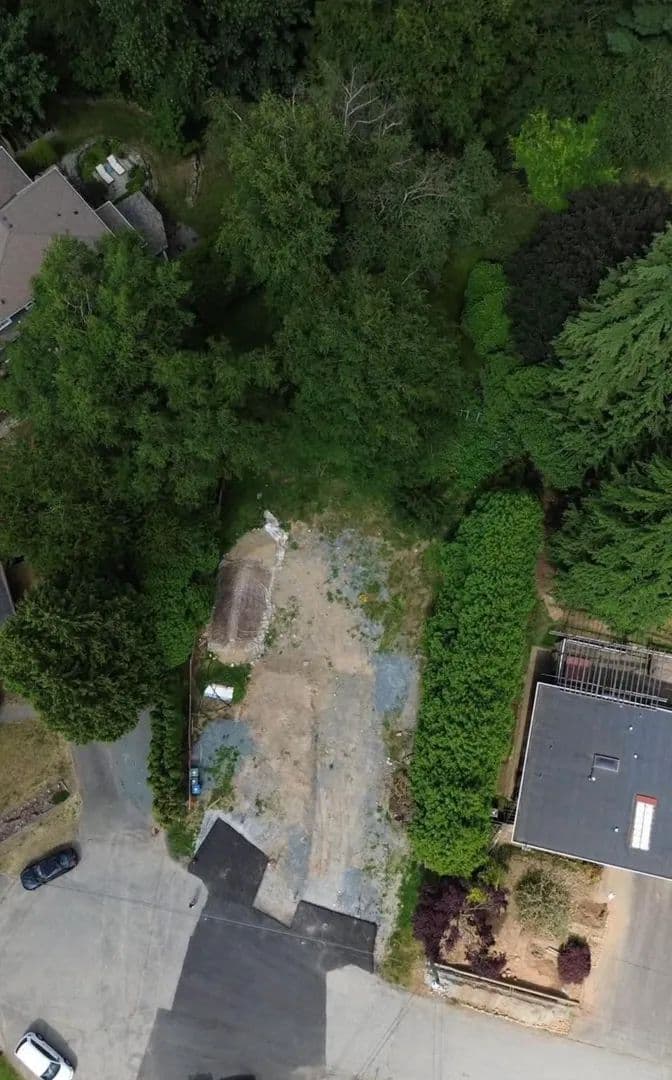 Property from 2974 Earls Court - KW - land for sale